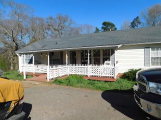 Foreclosed Home - 1586 RAINBOW LAKE RD, 29349