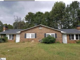 Foreclosed Home - 140 CHELSEA ST, 29369