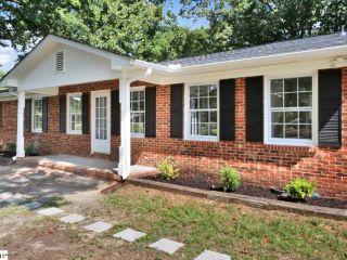 Foreclosed Home - 2018 MOORE DUNCAN HWY, 29369