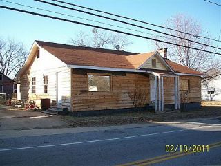 Foreclosed Home - 261 N HIGHWAY 150, 29372