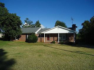 Foreclosed Home - 210 STONEBROOK DR, 29379