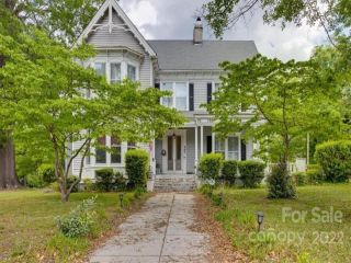 Foreclosed Home - List 100411001