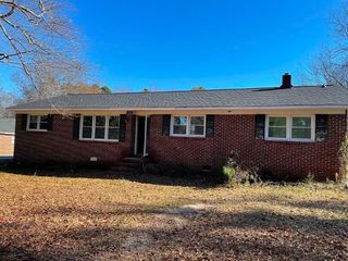 Foreclosed Home - 11525 HIGHWAY 221, 29388