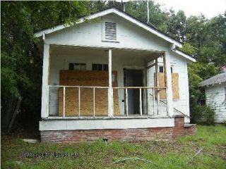 Foreclosed Home - 1918 IRIS ST, 29405