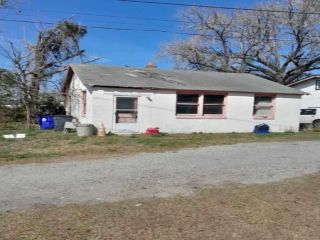 Foreclosed Home - 3783 MEETING STREET RD, 29405