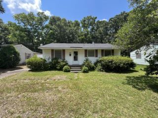 Foreclosed Home - 2424 FALCON RD, 29406