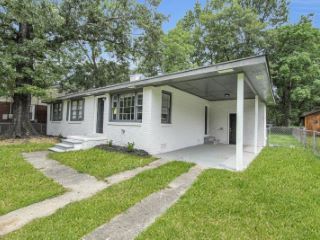 Foreclosed Home - 1650 GREENBAY DR, 29406