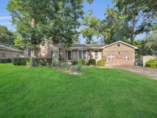 Foreclosed Home - 1084 WOODSIDE DR, 29412