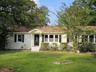 Foreclosed Home - 135 HARVEY AVE, 29445