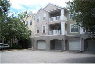 Foreclosed Home - 60 FENWICK HALL ALLEE APT 837, 29455