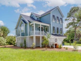 Foreclosed Home - 2235 SEABROOK ISLAND RD, 29455