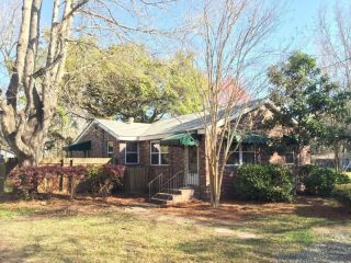 Foreclosed Home - 3034 MAYBANK HWY, 29455