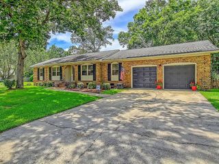 Foreclosed Home - 1006 HIGHLAND PINES RD, 29456