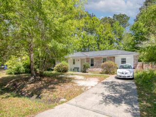 Foreclosed Home - 4428 CLOVEWOOD ST, 29456