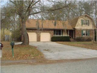 Foreclosed Home - 1106 WATERSIDE BLVD, 29461