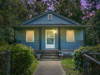 Foreclosed Home - 801 CENTRAL AVE, 29483