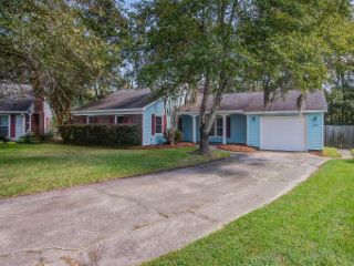 Foreclosed Home - 124 HAMLET RD, 29485