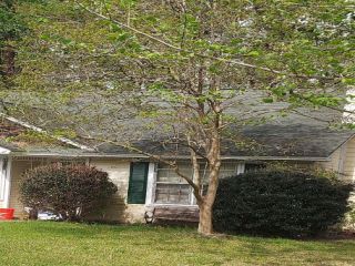 Foreclosed Home - 127 TENNYSON WAY, 29486