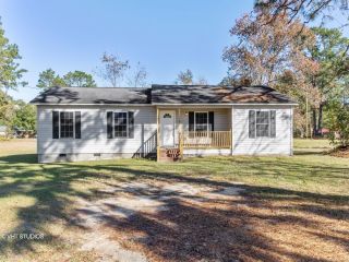 Foreclosed Home - 69 Knights Ave, 29488