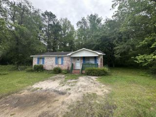 Foreclosed Home - 1789 GREEN POND HWY, 29488