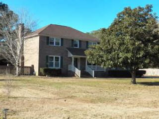 Foreclosed Home - 2552 W EDGEFIELD RD, 29501