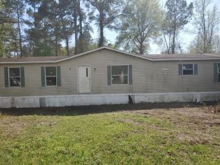 Foreclosed Home - 6541 Shawn Ln, 29527