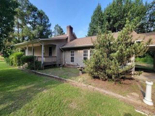 Foreclosed Home - 2429 1ST LOOP RD, 29543
