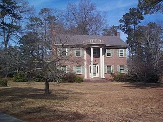 Foreclosed Home - 700 WILLIAMS ST, 29560