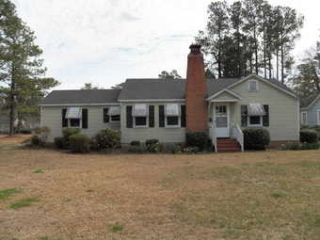 Foreclosed Home - 215 LAKE DALE AVE, 29560