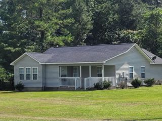 Foreclosed Home - 800 ELBOW RD, 29568