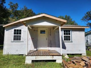 Foreclosed Home - 5001 LEWIS ST, 29569