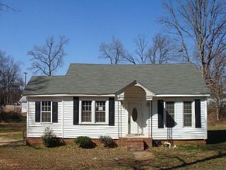 Foreclosed Home - 12 LYNCH DR, 29605