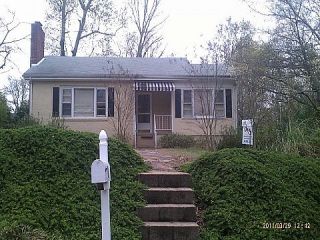 Foreclosed Home - 2 ASHFORD AVE, 29609