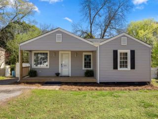 Foreclosed Home - 616 PERRY RD, 29609