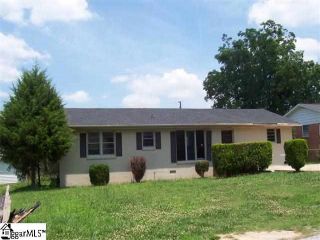 Foreclosed Home - 135 SOMERSET ST, 29611