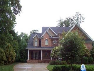 Foreclosed Home - 612 FOXCROFT RD, 29615
