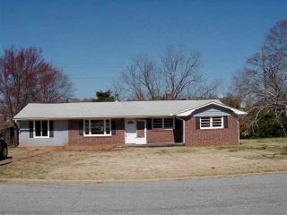Foreclosed Home - 23 STRAWBERRY DR, 29617