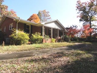 Foreclosed Home - 102 KINGS RD, 29621