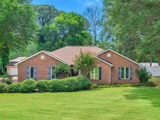 Foreclosed Home - 213 HEARTHSTONE DR, 29621