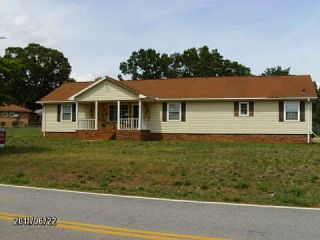 Foreclosed Home - 3820 DIXON RD, 29625