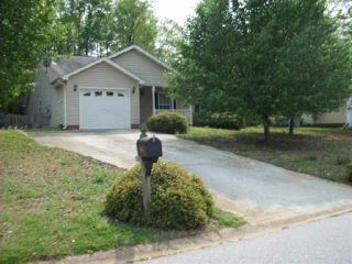 Foreclosed Home - 401 HUNTERS LN, 29625