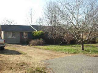 Foreclosed Home - 302 HAZELWOOD AVE, 29626