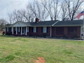 Foreclosed Home - 3931 HIGHWAY 24, 29626