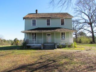 Foreclosed Home - 8483 S Old Laurens Rd, 29645