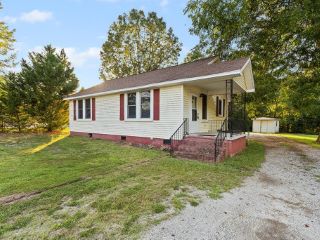 Foreclosed Home - 208 MARGARET ST, 29646