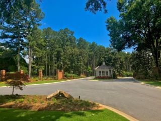 Foreclosed Home - 103 WHISPERING PINES LN, 29646