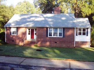 Foreclosed Home - 124 LAUREL AVE W, 29649