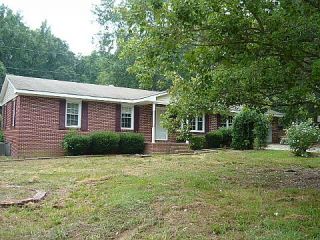 Foreclosed Home - 102 SUSAN AVE, 29654
