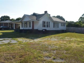 Foreclosed Home - 423 SHERWOOD AVE, 29654