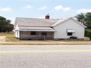 Foreclosed Home - 1111 E FRONT ST, 29655